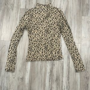 Rue21 worn, no stains, small